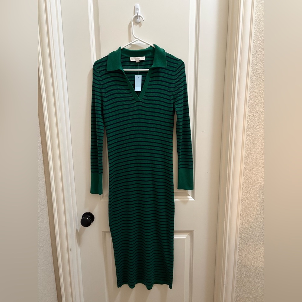 NWT  LOFT Green/navy blue Striped v neck Sweater Dress size Large petite